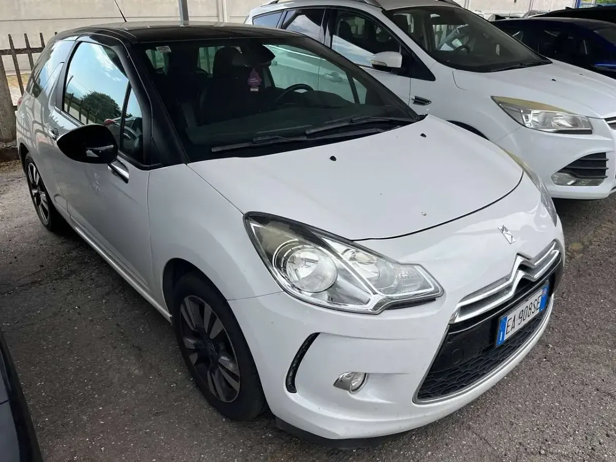 Usata Citroën DS3 So Chic 92 CV (67 kW) 2010 Bianco Utilitaria