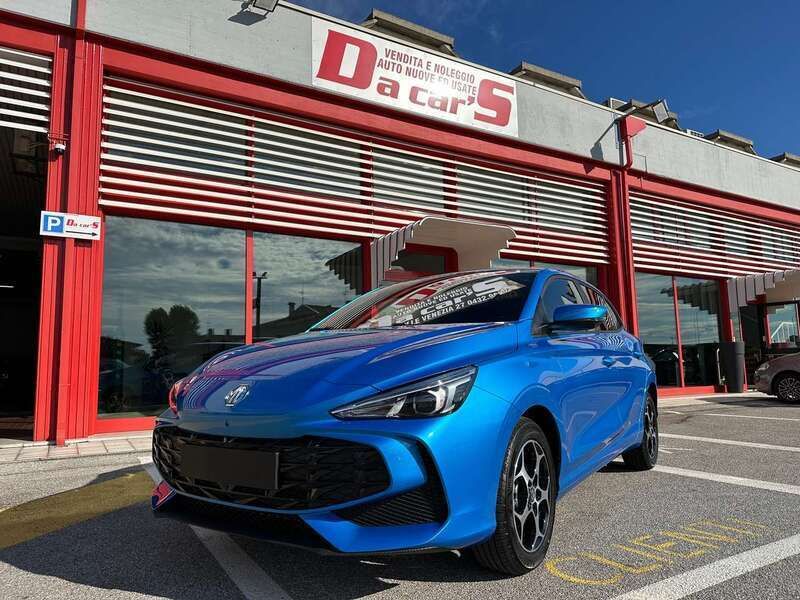Usata MG MG3 194 CV (142 kW) 2024 Blu/azzurro Utilitaria