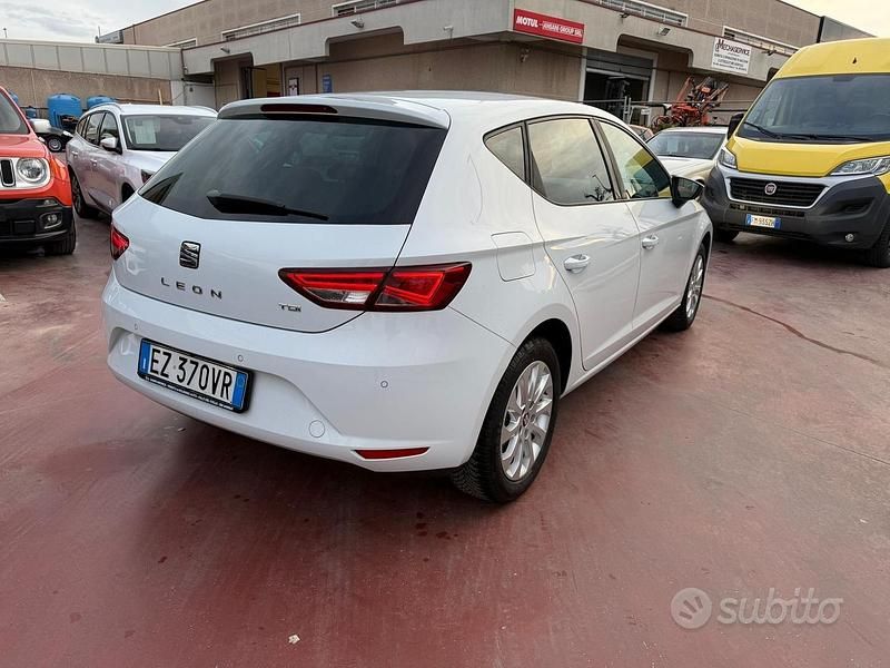 Usata Seat Leon Style 105 CV (77 kW) 2015 Bianco Berlina