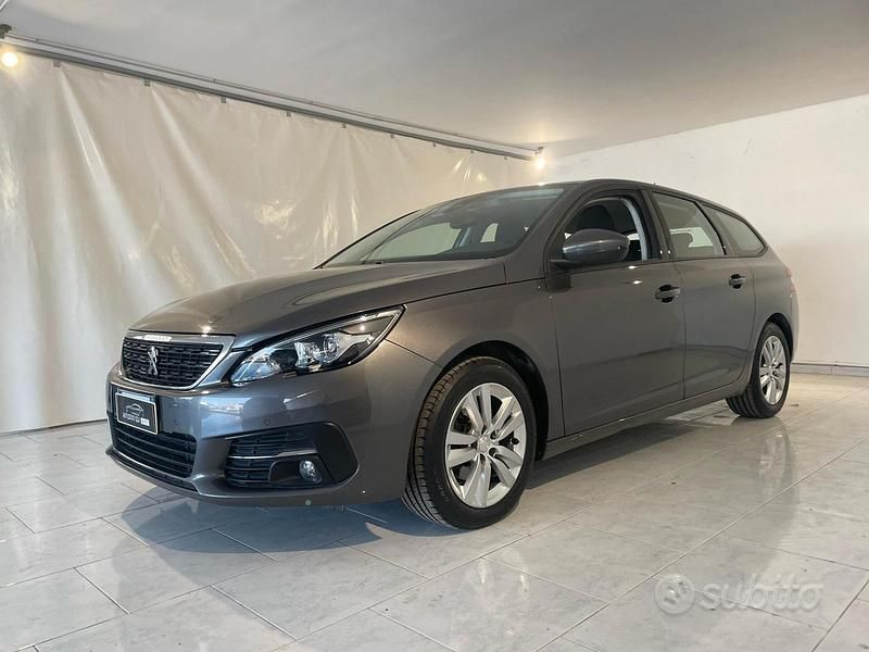 Usata Peugeot 308 Allure 131 CV (96 kW) 2019 Grigio Station wagon
