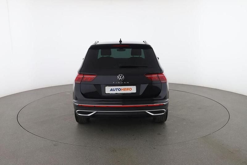 Usata VW Tiguan Elegance 150 CV (110 kW) 2021 Nero SUV