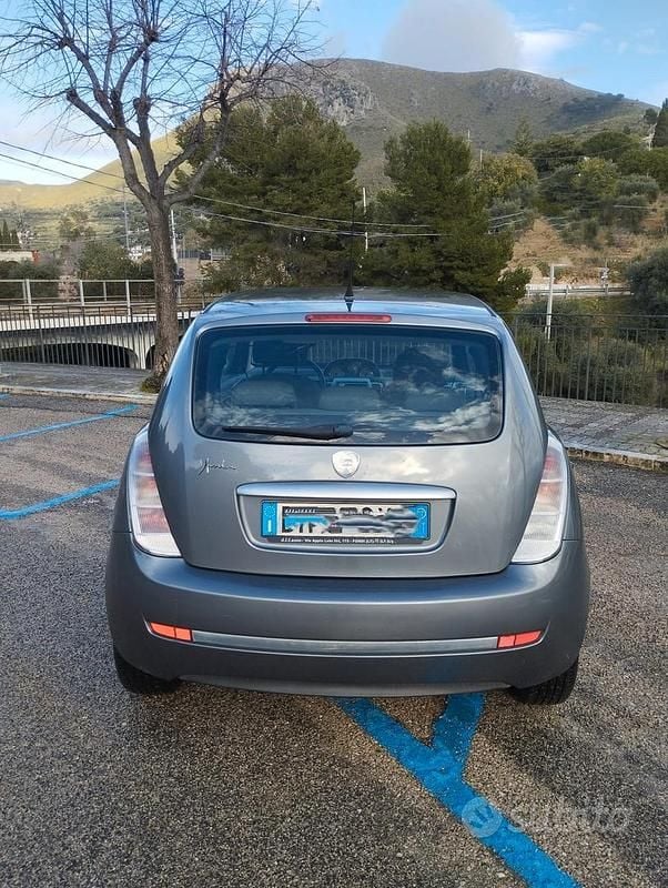 Usata Lancia Ypsilon 2007 Grigio Utilitaria