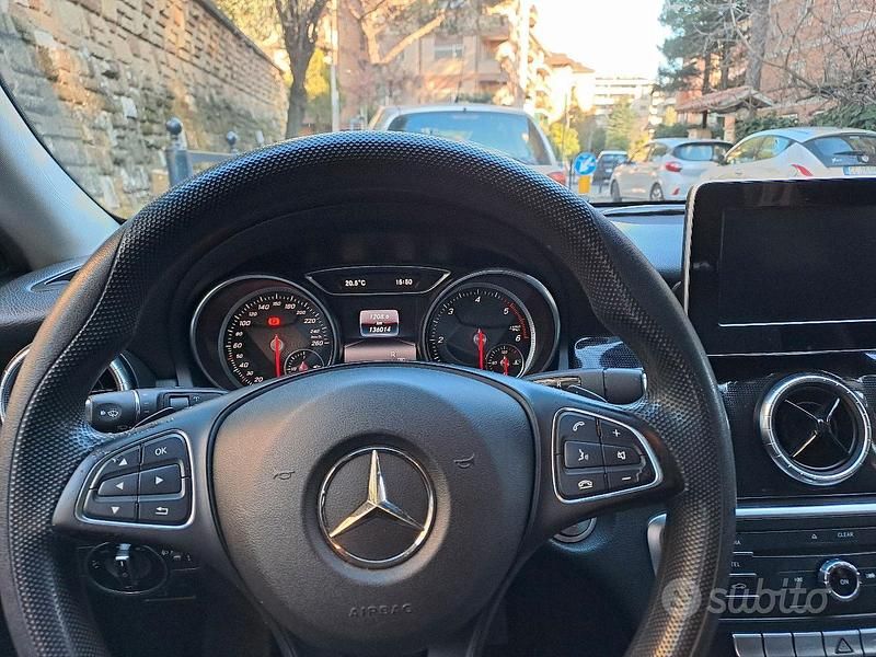 Usata Mercedes CLA200 Shooting Brake 2017 Nero Station wagon