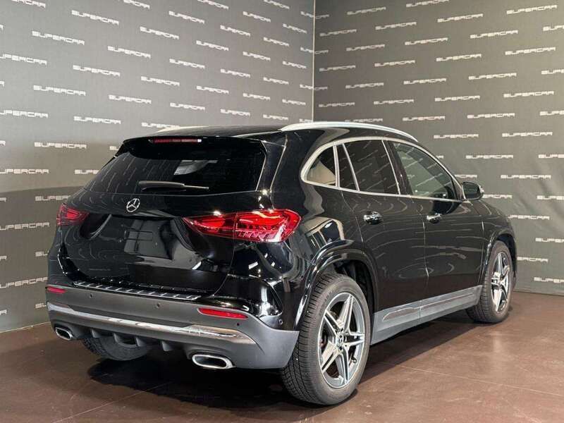 Usata Mercedes GLA200 AMG Line Premium 150 CV (110 kW) 2023 Nero SUV