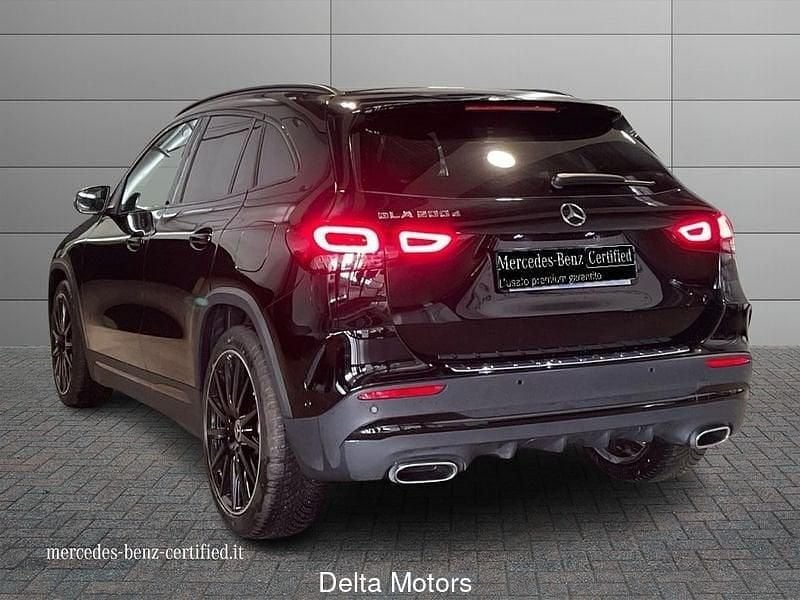 Usata Mercedes GLA200 Premium 150 CV (110 kW) 2023 Nero SUV