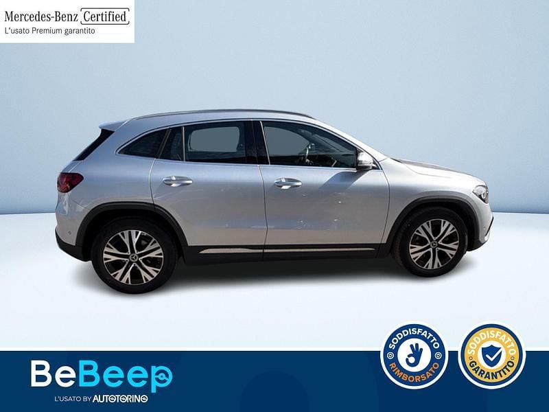 Usata Mercedes GLA180 Advanced Plus 116 CV (85 kW) 2023 Argento metallizzato SUV