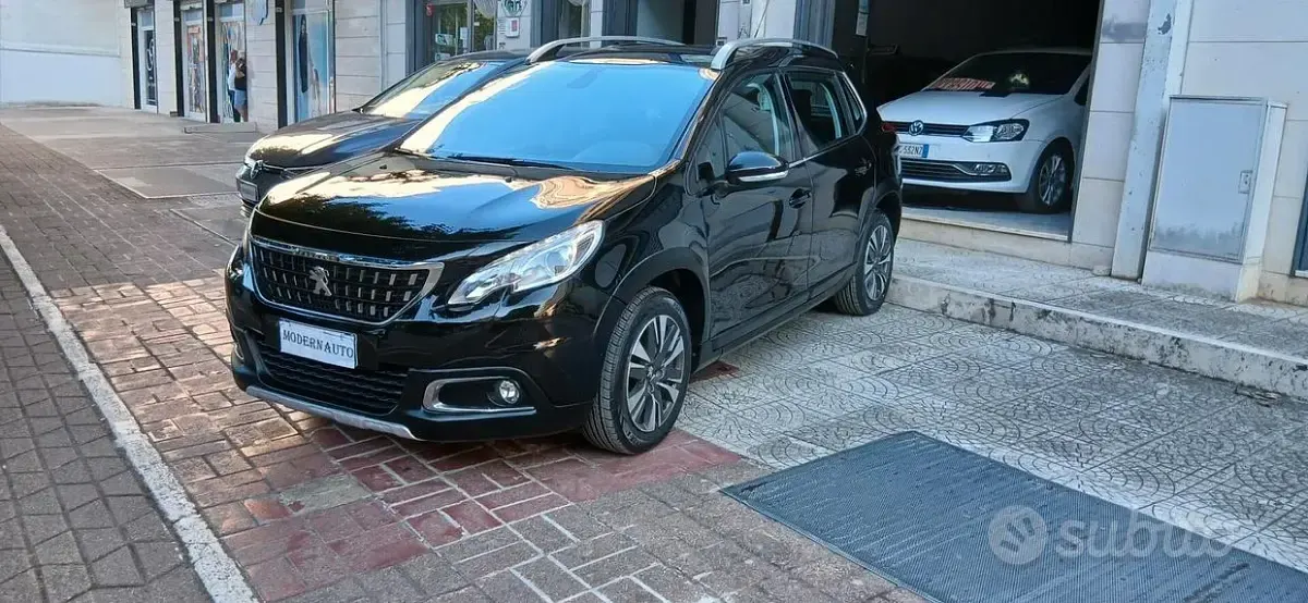 Usata Peugeot 2008 GT-line 99 CV (72 kW) 2017 Nero SUV