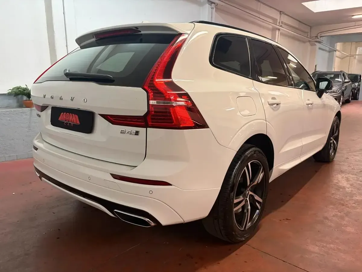 Usata Volvo XC60 R-Design 197 CV (144 kW) 2020 Bianco SUV
