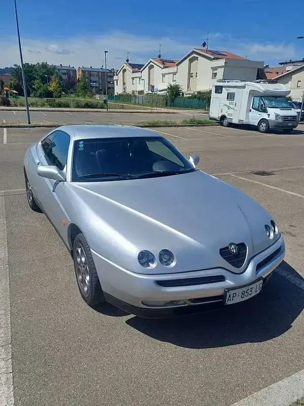 Usata Alfa Romeo GTV 150 CV (110 kW) 1997 Grigio Coupé