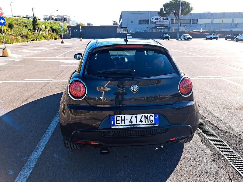 Usata Alfa Romeo MiTo 135 CV (99 kW) 2011 Nero Utilitaria