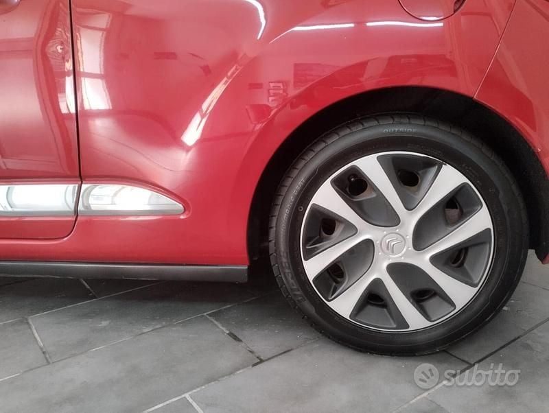 Usata DS Automobiles DS3 Chic 81 CV (59 kW) 2013 Rosso Coupé