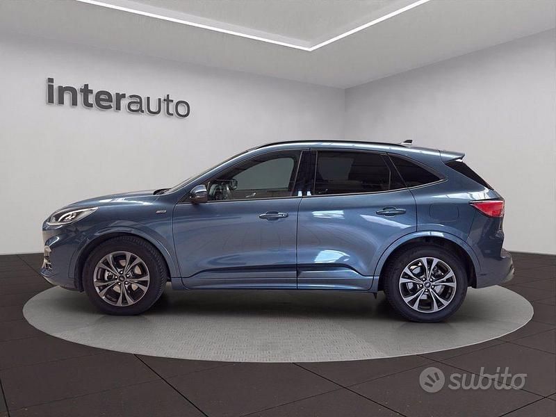Usata Ford Kuga ST-Line 190 CV (139 kW) 2022 Blu SUV