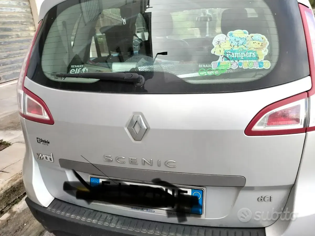 Usata Renault Scenic E-Tech 110 CV (80 kW) 2011 Grigio Berlina