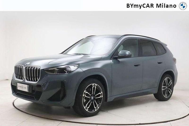 Nuova BMW X1 M Sport 218 CV (160 kW) 2026 Cape york green metallizzato SUV