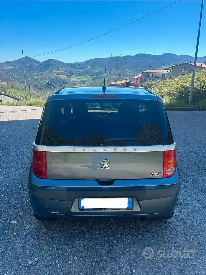Usata Peugeot 1007 68 CV (50 kW) 2006 Monovolume