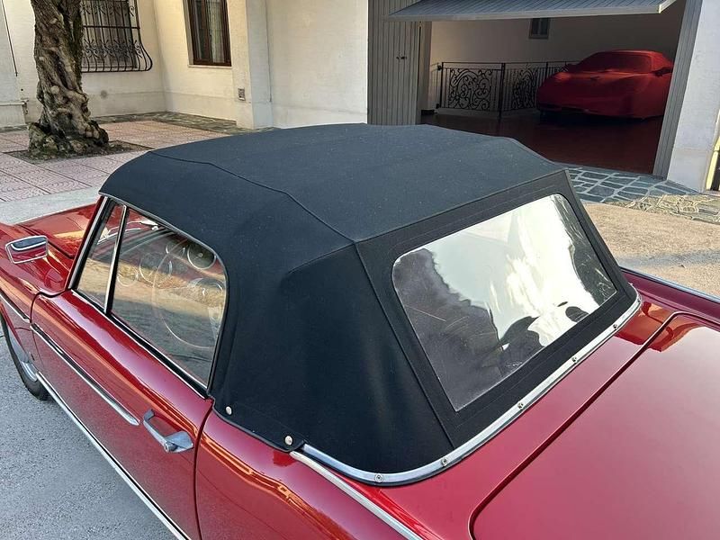 Usata Innocenti 950 Spider 41 CV (30 kW) 1962 Rosso Cabrio