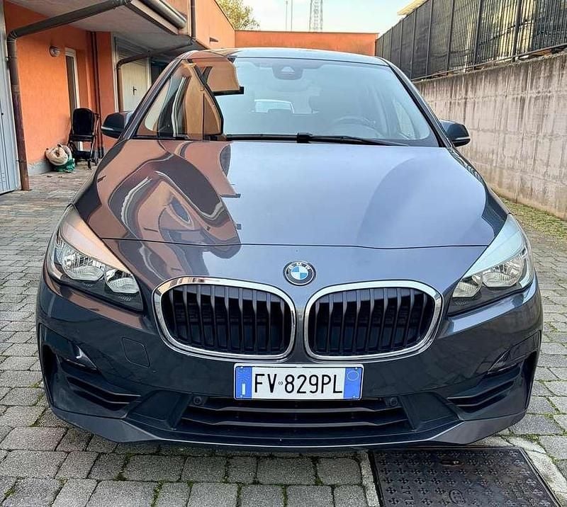 Usata BMW 218 Active Tourer Efficient Dynamics 140 CV (102 kW) 2019 Grigio Monovolume