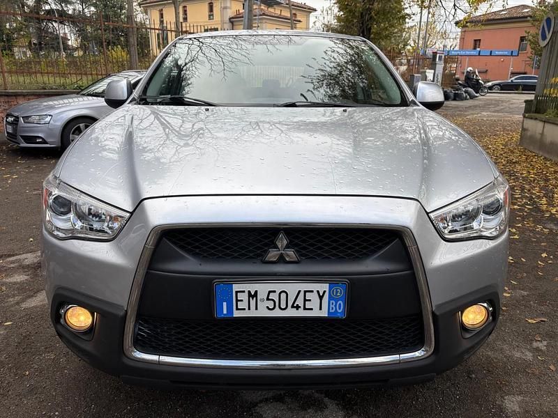 Usata Mitsubishi ASX Invite 150 CV (110 kW) 2012 Argento SUV