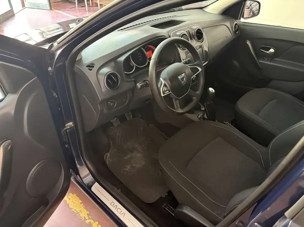 Usata Dacia Sandero Lauréate 75 CV (55 kW) 2017 Other Utilitaria