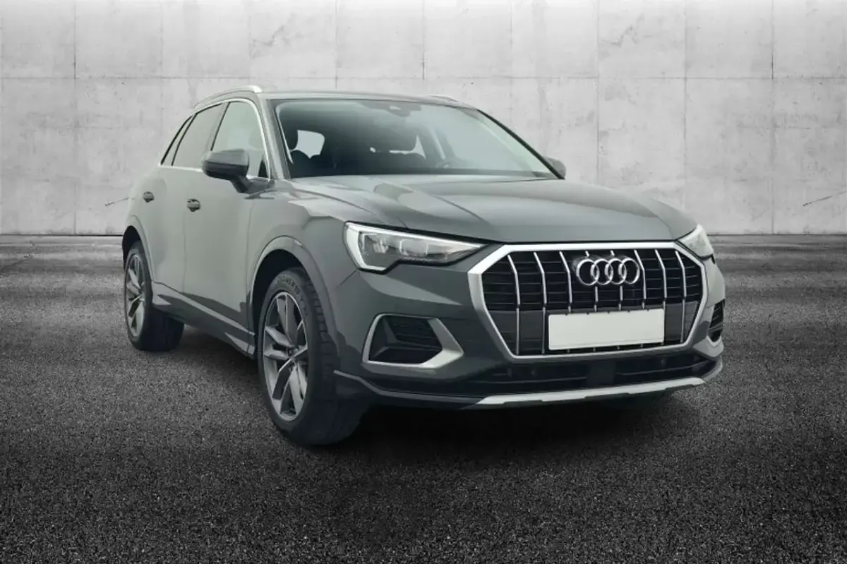 Usata Audi Q3 Advanced 150 CV (110 kW) 2023 Grigio SUV