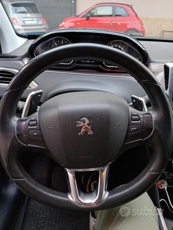 Usata Peugeot 2008 2015 SUV