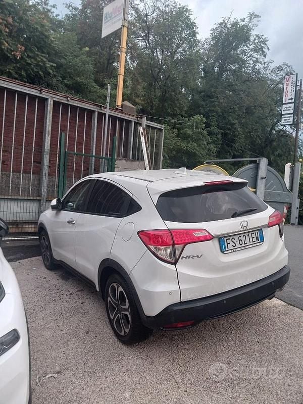 Usata Honda HR-V 130 CV (95 kW) 2018 Bianco SUV