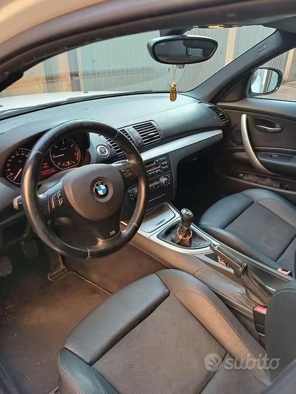Usata BMW 116 Comfort Edition 116 CV (85 kW) 2010 Bianco Utilitaria