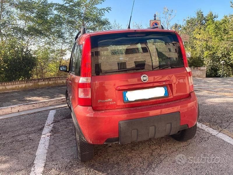 Usata Fiat Panda 60 CV (44 kW) 2007 Rosso Utilitaria