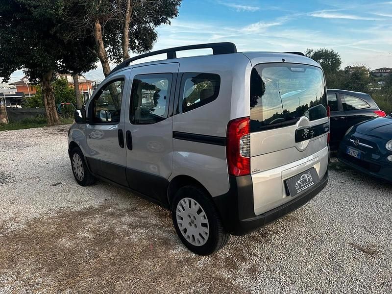 Usata Peugeot TePee 68 CV (50 kW) 2009 Argento Monovolume