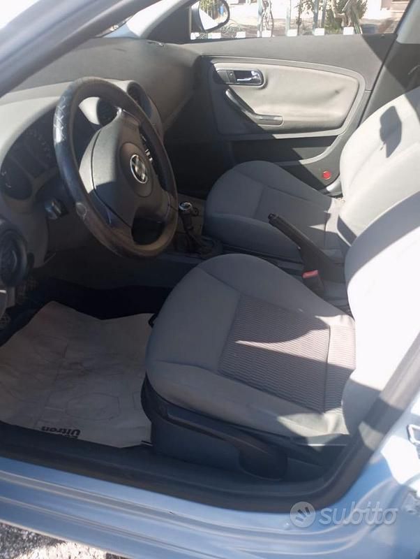 Usata Seat Ibiza 2003 Utilitaria