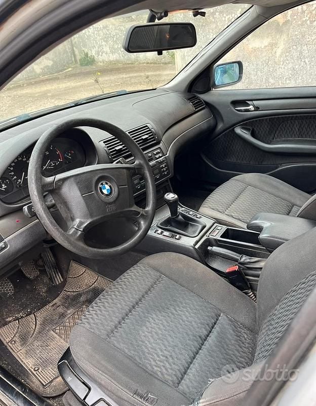 Usata BMW 320 Efficient Dynamics 136 CV (100 kW) 2000 Grigio Berlina