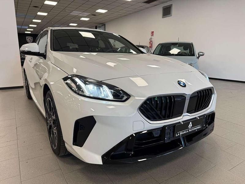 Usata BMW 118 M Sport 150 CV (110 kW) 2025 Bianco Utilitaria