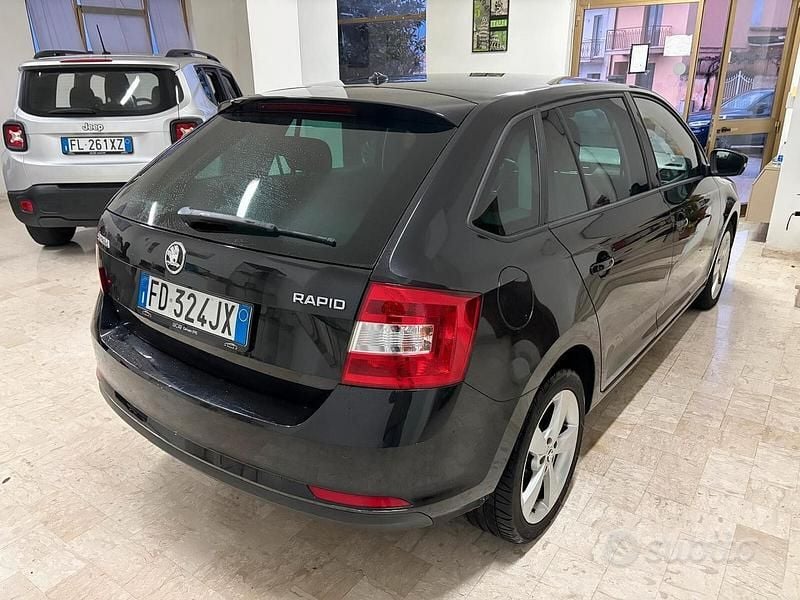 Usata Skoda Rapid Ambition 115 CV (84 kW) 2016 Grigio Utilitaria