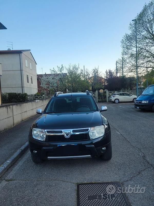Usata Dacia Duster 105 CV (77 kW) 2012 Nero SUV