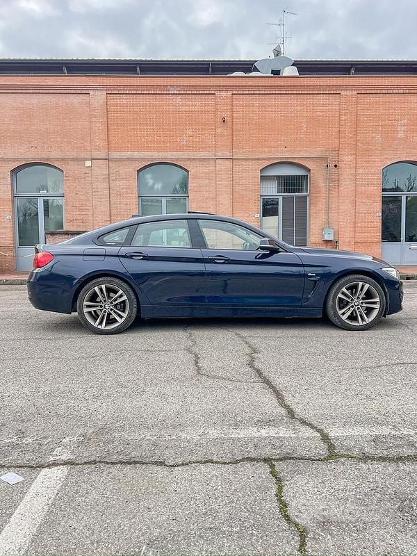 Usata BMW 420 Sport Line 190 CV (139 kW) 2016 Blu Coupé