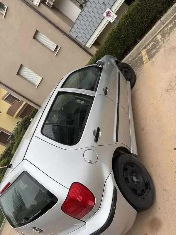 Usata VW Polo Comfortline 60 CV (44 kW) 2001 Berlina