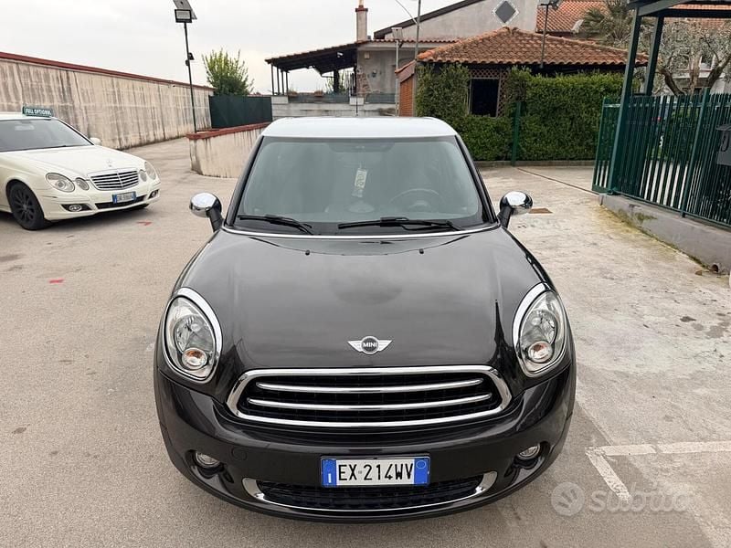 Usata Mini Cooper D Paceman 110 CV (80 kW) 2015 Marrone SUV