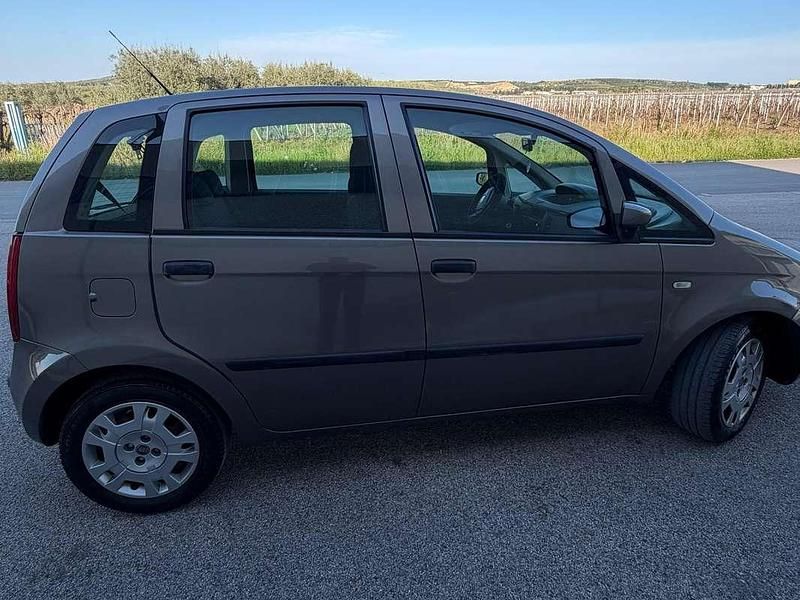 Usata Fiat Idea 90 CV (66 kW) 2008 Monovolume