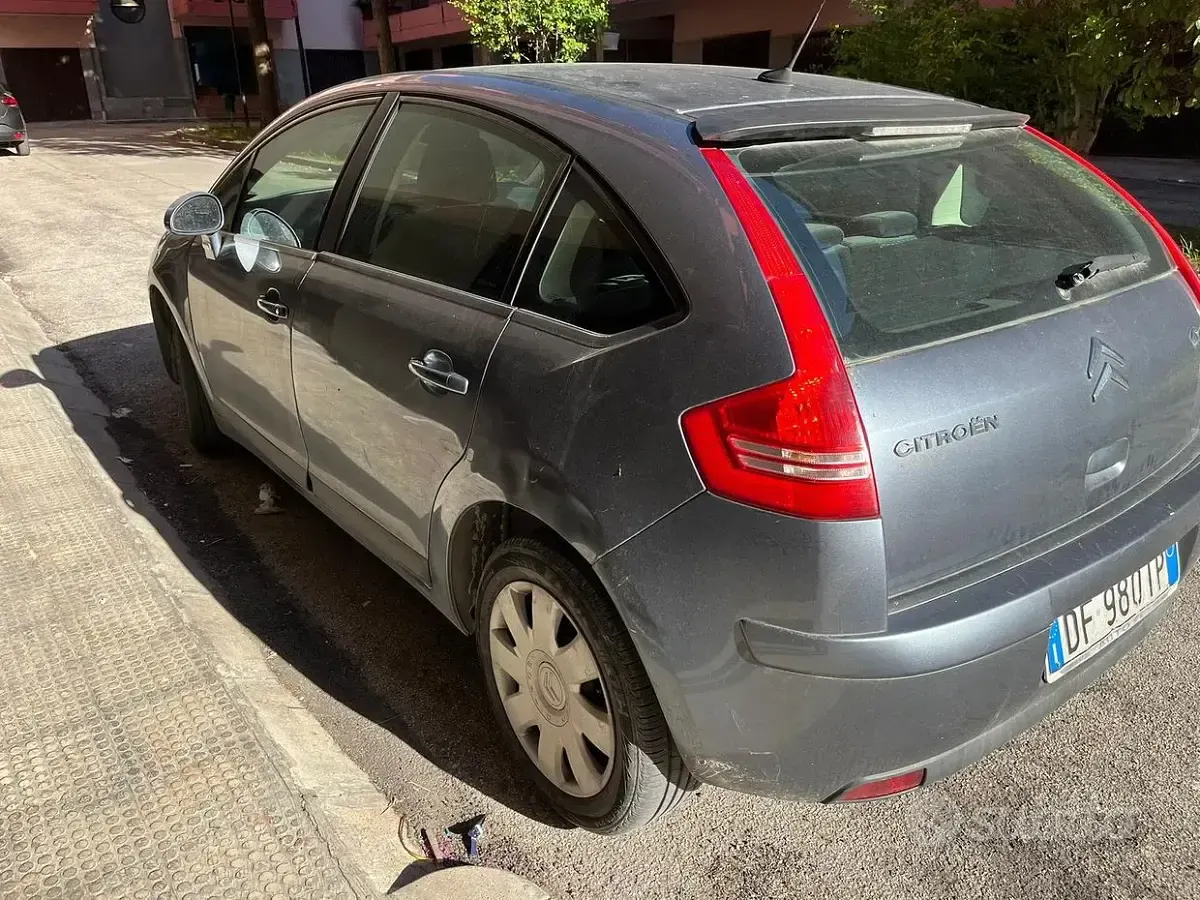 Usata Citroën C4 90 CV (66 kW) 2007 Blu Berlina
