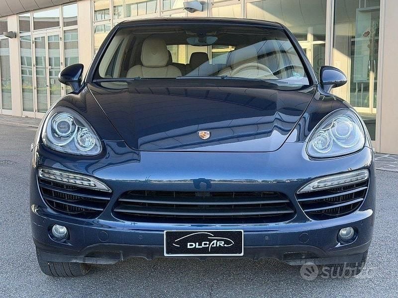 Usata Porsche Cayenne 245 CV (180 kW) 2013 Blu SUV