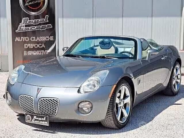 Usata Pontiac Solstice 180 CV (132 kW) 2006 Grigio Cabrio