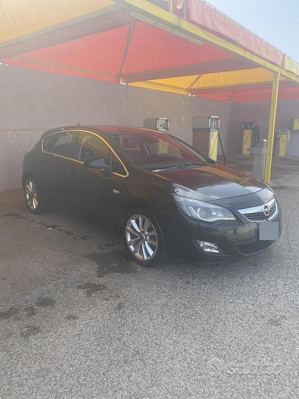 Usata Opel Astra Cosmo 2010 Berlina