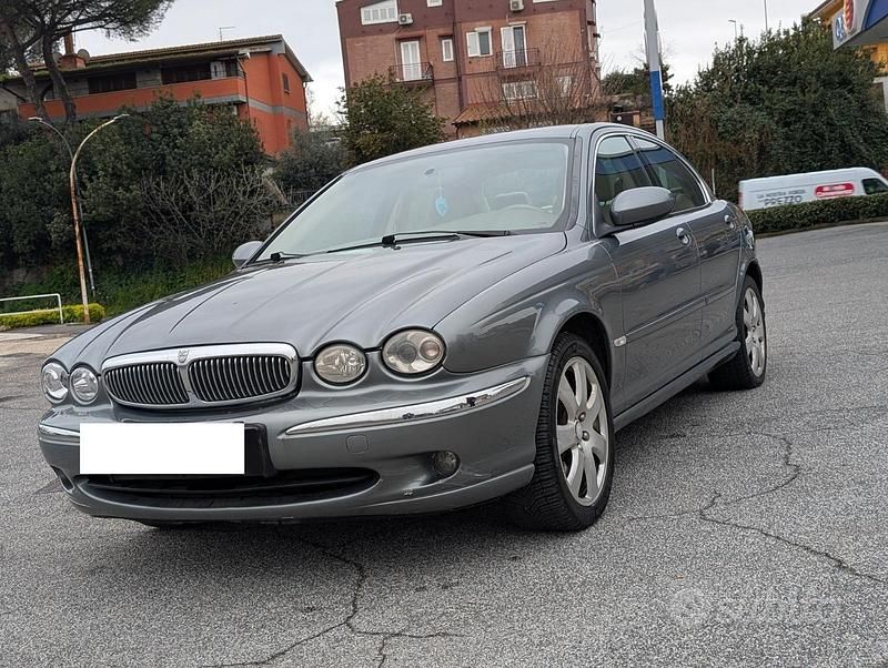 Usata Jaguar X-type 2003 Grigio Berlina