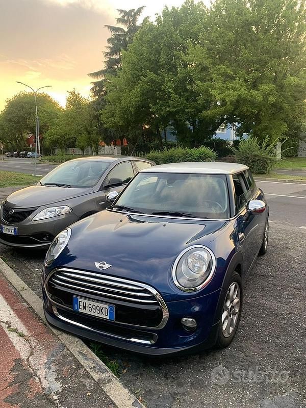 Usata Mini Cooper D 116 CV (85 kW) 2014 Blu Utilitaria