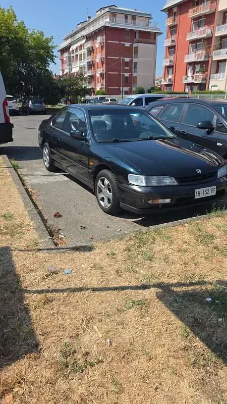 Usata Honda Accord 133 CV (97 kW) 1996 Coupé