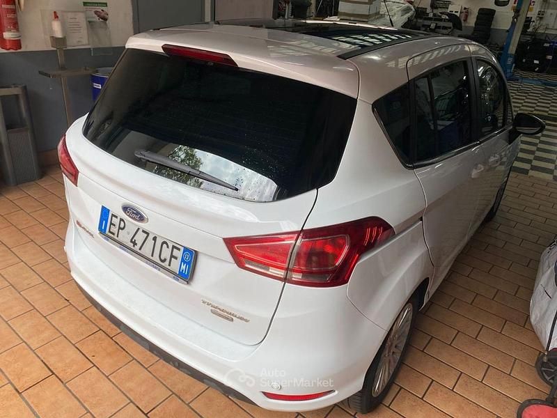 Usata Ford B-MAX Titanium 101 CV (74 kW) 2013 Bianco Monovolume