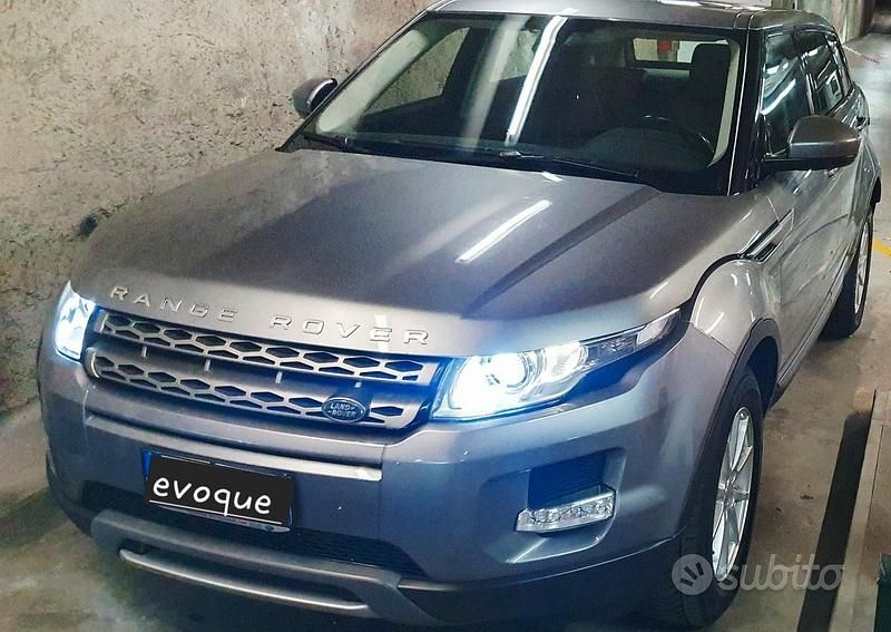 Usata Land Rover Range Rover evoque 150 CV (110 kW) 2014 Grigio Berlina