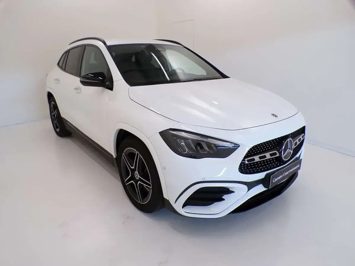 Usata Mercedes GLA250 Advanced Plus 224 CV (164 kW) 2023 Bianco SUV