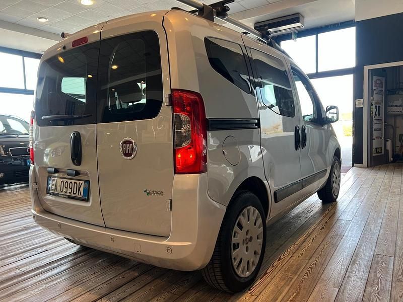 Usata Fiat Qubo Trekking 77 CV (56 kW) 2010 Argento Monovolume