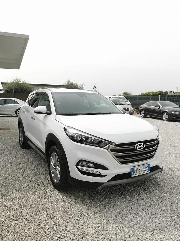 Usata Hyundai Tucson 116 CV (85 kW) 2018 Bianco SUV